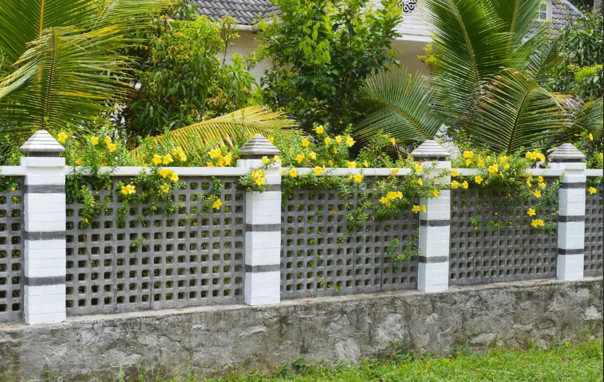 Compound Walls - Magic Hole