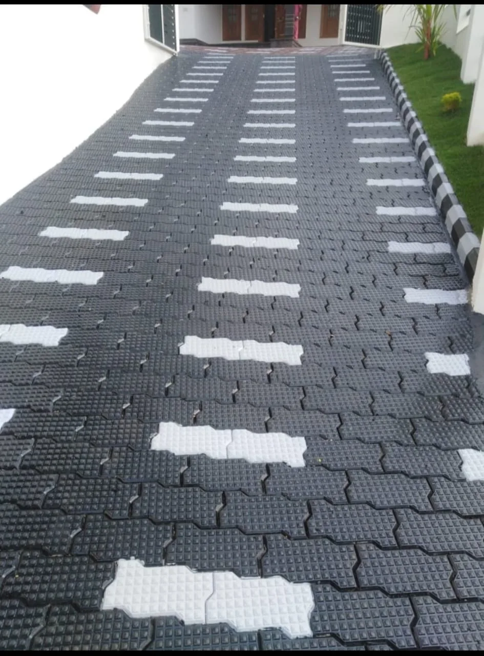 Heavy-Duty Pavers - Zigzag Button