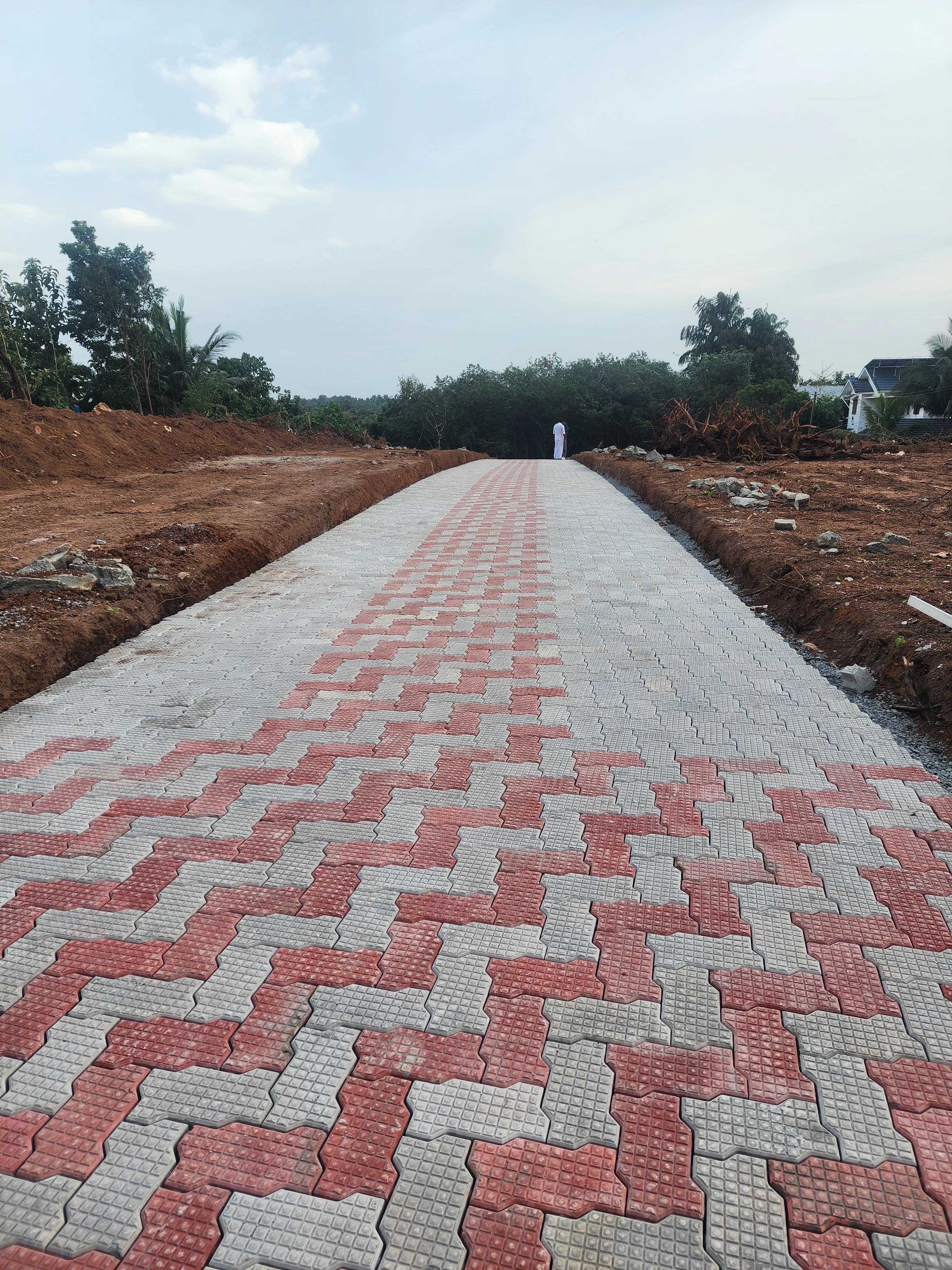 Heavy-Duty Pavers - Zigzag Button