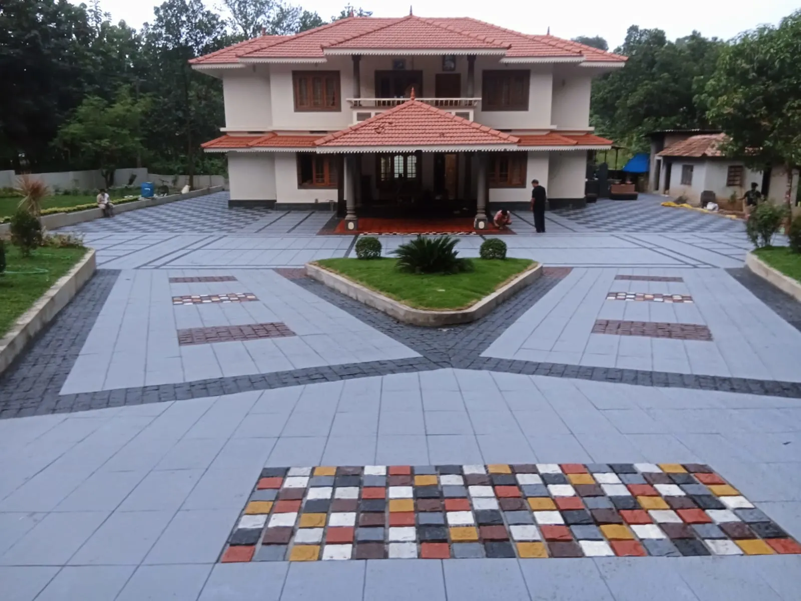 Interlock Paving - Coble Stone 12X18