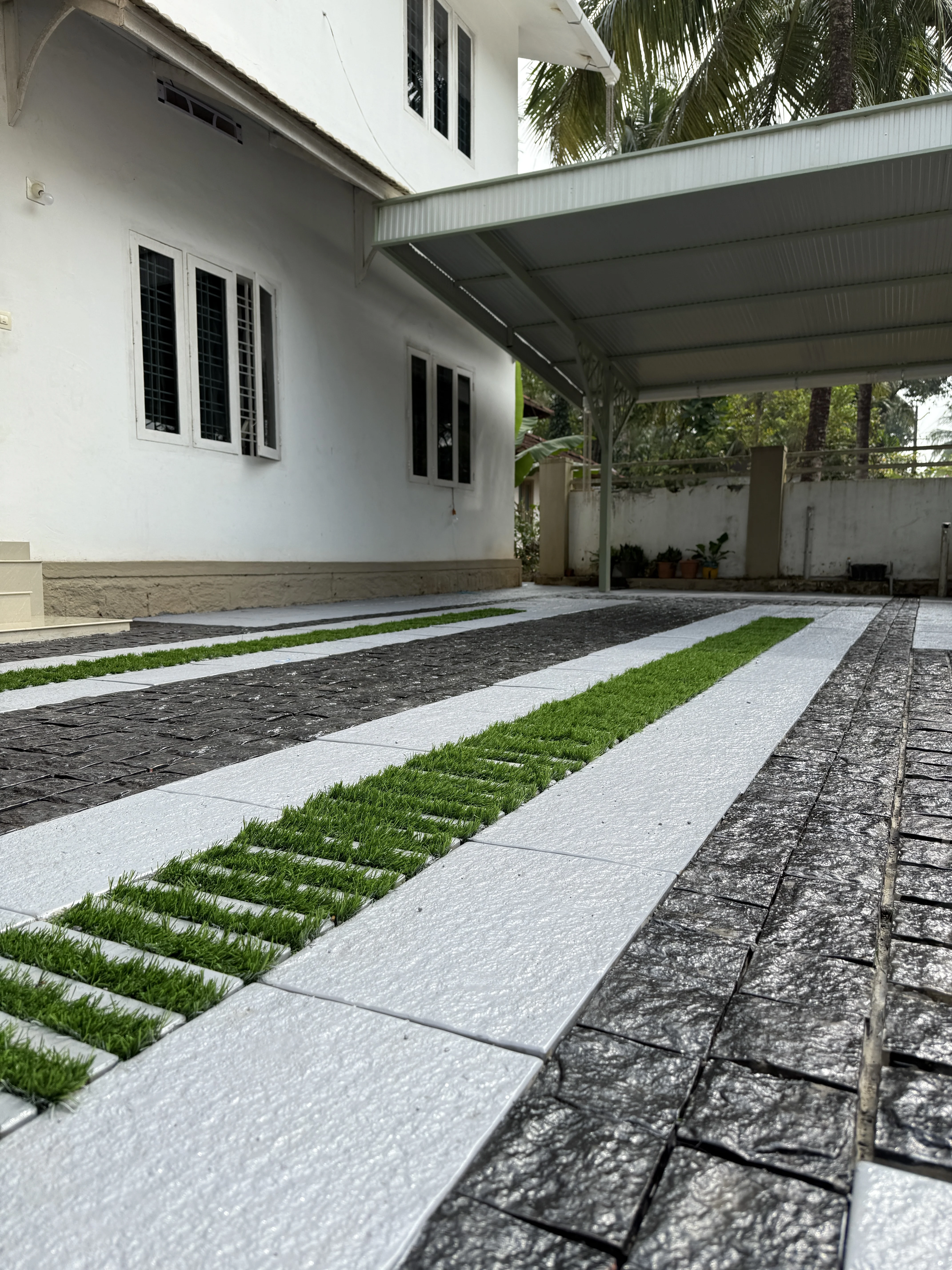 Interlock Paving - Coble Stone 11X8