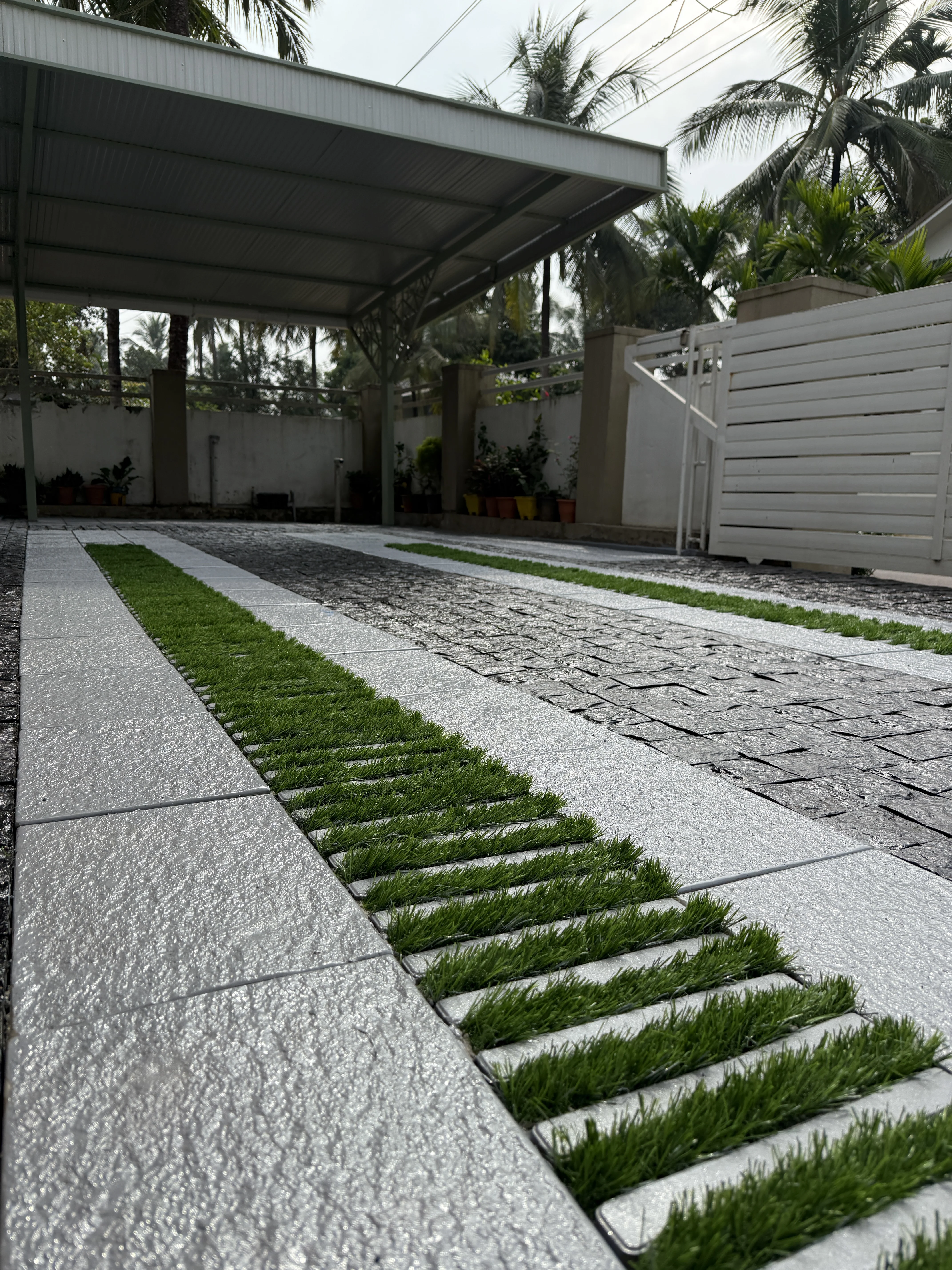 Interlock Paving - Coble Stone 11X8