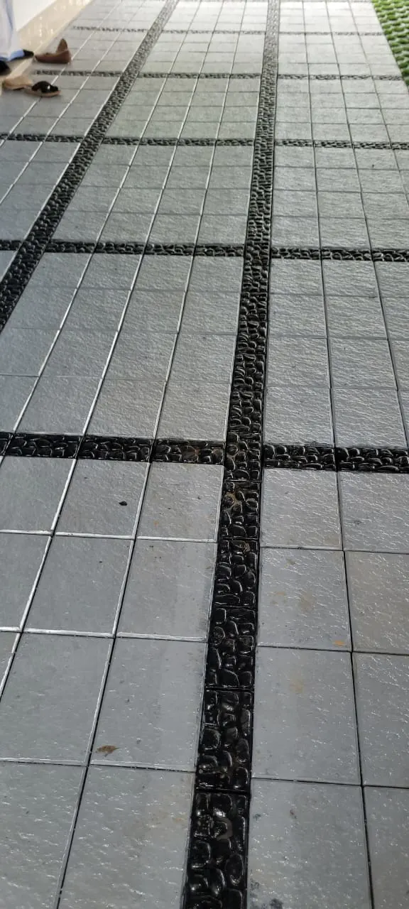 Interlock Paving - Pebble stone 11X8