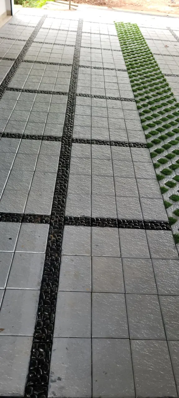Interlock Paving - Pebble stone, Grass Paver 11X8