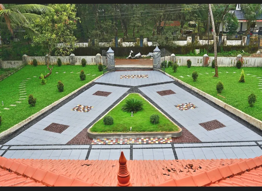 Interlock Paving - Coble Stone 11X8