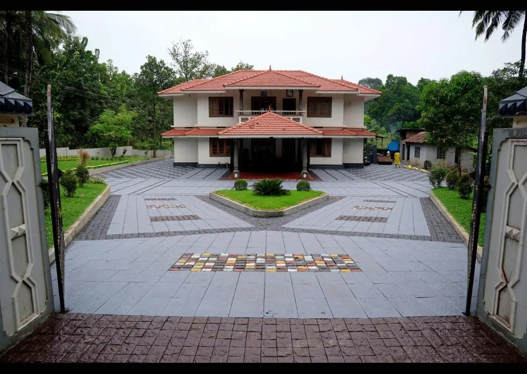 Interlock Paving - Coble Stone 11X8